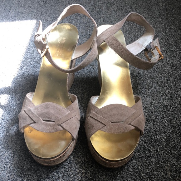 Michael Kors wedges - Picture 1 of 7